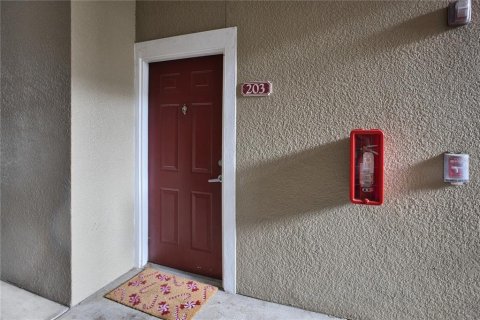 Copropriété à vendre à Orlando, Floride: 2 chambres, 97.18 m2 № 2147921 - photo 4