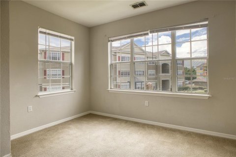 Copropriété à vendre à Orlando, Floride: 2 chambres, 97.18 m2 № 2147921 - photo 12