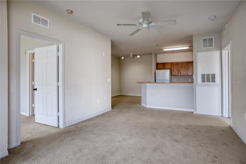 Copropriété à vendre à Orlando, Floride: 2 chambres, 97.18 m2 № 2147921 - photo 13