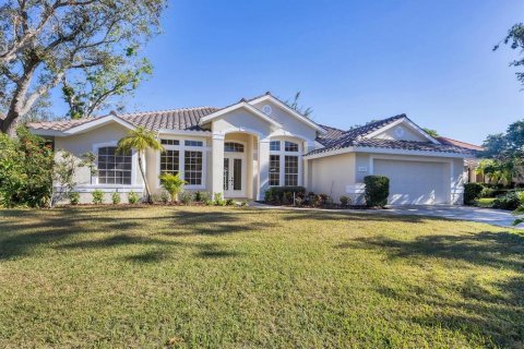 House in University Park, Florida 3 bedrooms, 241.27 sq.m. № 2379771 - photo 5