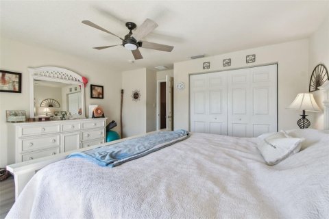 Condo in Saint Petersburg, Florida, 2 bedrooms  № 1556364 - photo 26
