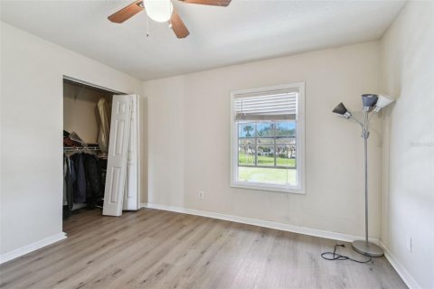 Condo in Saint Petersburg, Florida, 2 bedrooms  № 1556364 - photo 20
