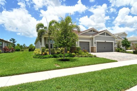 House in Sarasota, Florida 3 bedrooms, 244.52 sq.m. № 1793041 - photo 3