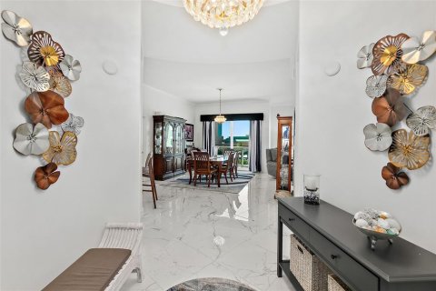 Condo in Daytona Beach Shores, Florida, 2 bedrooms  № 2347128 - photo 11