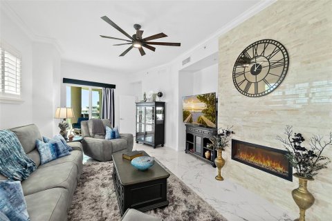 Condo in Daytona Beach Shores, Florida, 2 bedrooms  № 2347128 - photo 20