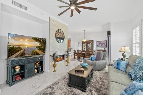 Condo in Daytona Beach Shores, Florida, 2 bedrooms  № 2347128 - photo 19