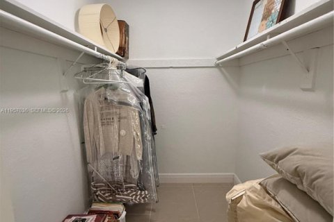 Купить кондоминиум в Майами, Флорида 1 спальня, 61.78м2, № 2024310 - фото 10