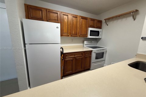 Купить кондоминиум в Майами, Флорида 1 спальня, 61.78м2, № 2024310 - фото 6