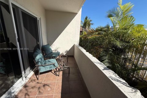 Купить кондоминиум в Майами, Флорида 1 спальня, 61.78м2, № 2024310 - фото 11