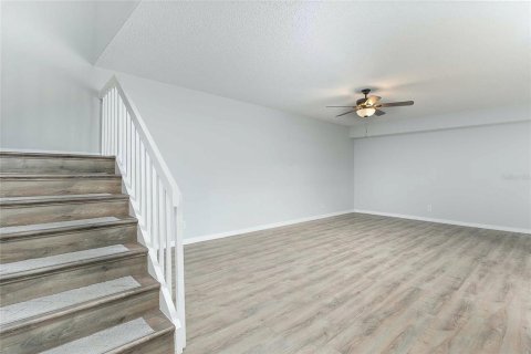 Townhouse in Orlando, Florida 2 bedrooms, 119.38 sq.m. № 2200424 - photo 8
