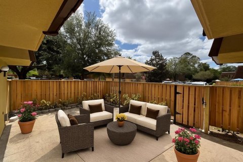 Townhouse in Orlando, Florida 2 bedrooms, 119.38 sq.m. № 2200424 - photo 5