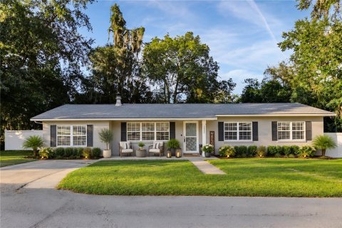 Villa ou maison à Alachua, Floride 4 chambres, 131.64 m2 № 2431696