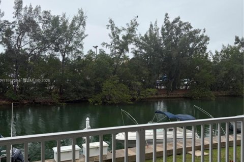 Copropriété à louer à North Miami Beach, Floride: 1 chambre, 63.55 m2 № 2003702 - photo 8