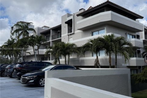 Купить кондоминиум в Майами, Флорида 2 спальни, 111.48м2, № 1986961 - фото 23