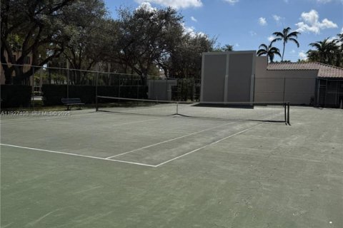 Купить кондоминиум в Майами, Флорида 2 спальни, 111.48м2, № 1986961 - фото 27