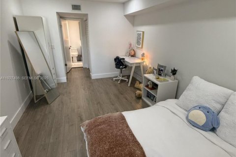 Купить кондоминиум в Майами, Флорида 2 спальни, 111.48м2, № 1986961 - фото 11