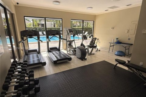 Купить кондоминиум в Майами, Флорида 2 спальни, 111.48м2, № 1986961 - фото 19