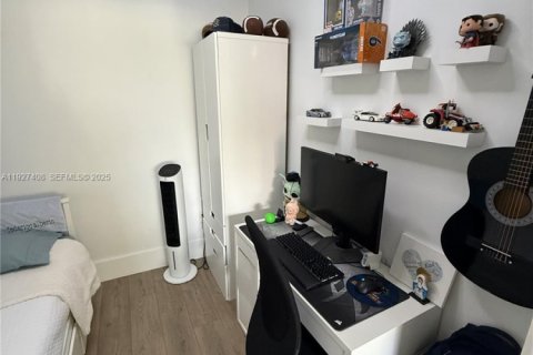 Купить кондоминиум в Майами, Флорида 2 спальни, 111.48м2, № 1986961 - фото 6