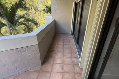 Купить кондоминиум в Майами, Флорида 2 спальни, 111.48м2, № 1986961 - фото 17