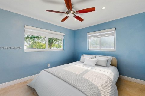 House in Homestead, Florida 3 bedrooms, 157.1 sq.m. № 1844047 - photo 17