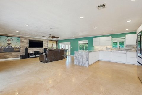 House in Homestead, Florida 3 bedrooms, 157.1 sq.m. № 1844047 - photo 7