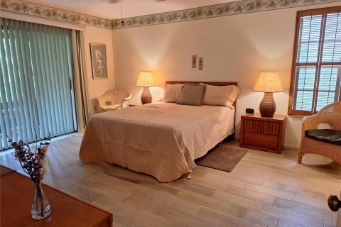 Casa en venta en Palm Harbor, Florida, 3 dormitorios, 120.59 m2 № 1680885 - foto 8