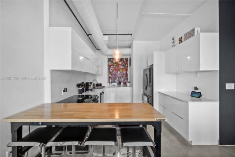 Copropriété à vendre à Miami, Floride: 1 chambre, 67.63 m2 № 2045147 - photo 11