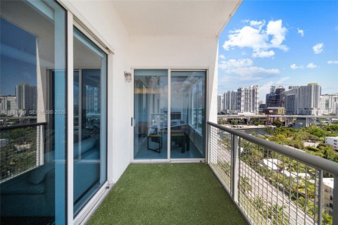 Copropriété à vendre à Miami, Floride: 1 chambre, 67.63 m2 № 2045147 - photo 25