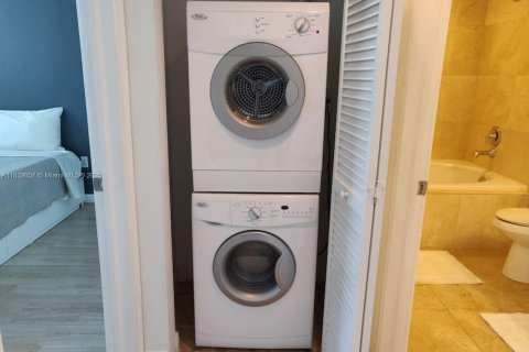 Condominio en venta en Boynton Beach, Florida, 1 dormitorio, 66.43 m2 № 1975880 - foto 16