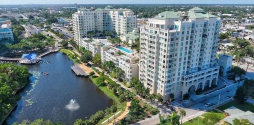 Condominio en Boynton Beach, Florida, 1 dormitorio  № 1975880