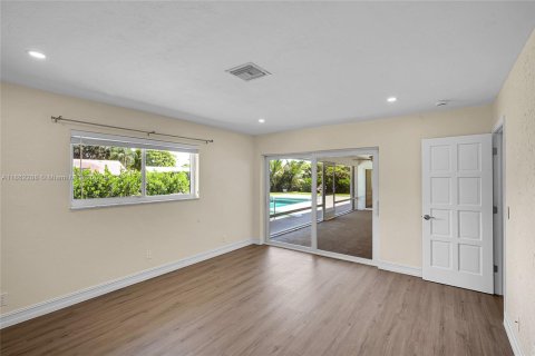 Casa en venta en Atlantis, Florida, 4 dormitorios, 237.55 m2 № 1891585 - foto 11