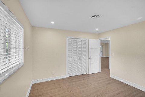 Casa en venta en Atlantis, Florida, 4 dormitorios, 237.55 m2 № 1891585 - foto 23