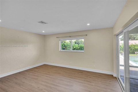 Casa en venta en Atlantis, Florida, 4 dormitorios, 237.55 m2 № 1891585 - foto 14