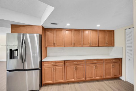 Casa en venta en Atlantis, Florida, 4 dormitorios, 237.55 m2 № 1891585 - foto 26