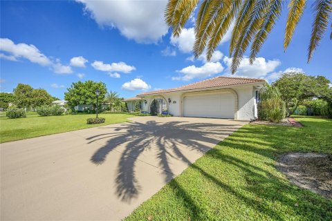 Casa en venta en Atlantis, Florida, 4 dormitorios, 237.55 m2 № 1891585 - foto 2