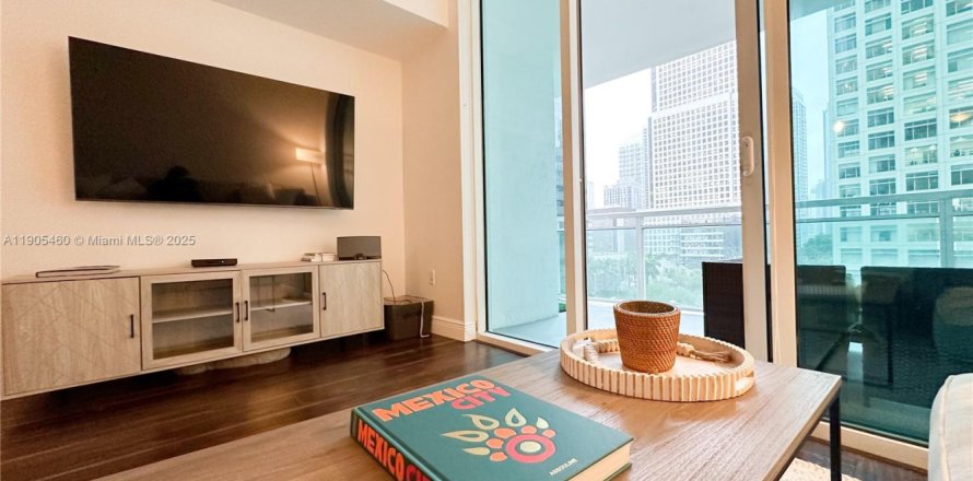 Condo à Miami, Floride, 1 chambre  № 1956626