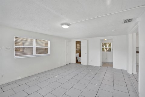 Villa ou maison à vendre à Delray Beach, Floride: 4 chambres, 106.93 m2 № 2023802 - photo 21