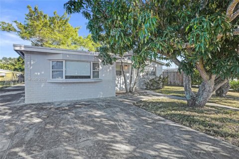 Villa ou maison à vendre à Delray Beach, Floride: 4 chambres, 106.93 m2 № 2023802 - photo 6