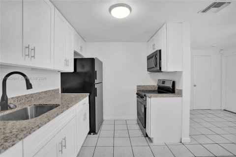 Villa ou maison à Delray Beach, Floride 4 chambres, 106.93 m2 № 2023802