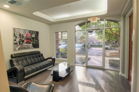 Commercial property in Orlando, Florida № 2104086 - photo 2