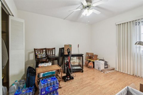 Condo in Saint Petersburg, Florida, 2 bedrooms  № 1774690 - photo 20