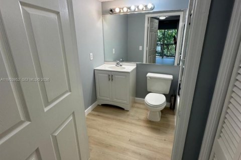 Condominio en alquiler en Miami, Florida, 1 dormitorio, 50.17 m2 № 2007985 - foto 11