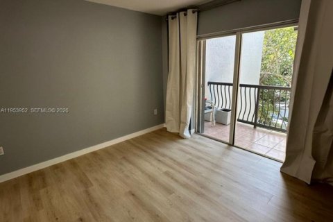 Condominio en alquiler en Miami, Florida, 1 dormitorio, 50.17 m2 № 2007985 - foto 4