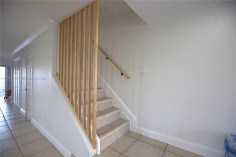 Townhouse in Miami, Florida 3 bedrooms, 141.49 sq.m. № 2087039 - photo 7