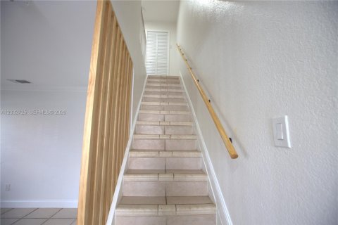 Townhouse in Miami, Florida 3 bedrooms, 141.49 sq.m. № 2087039 - photo 15