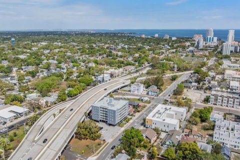 Condominio en venta en Saint Petersburg, Florida, 2 dormitorios, 107.77 m2 № 1578907 - foto 27