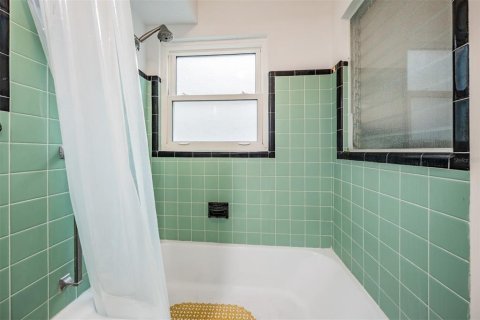 Condominio en venta en Saint Petersburg, Florida, 2 dormitorios, 107.77 m2 № 1578907 - foto 18