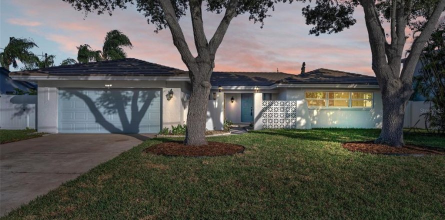 Villa ou maison à Largo, Floride 3 chambres, 175.68 m2 № 2099343