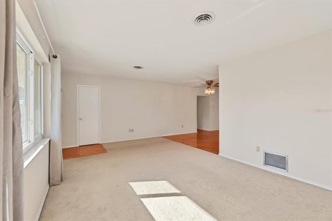 Villa ou maison à vendre à Venice, Floride: 3 chambres, 147.16 m2 № 2095551 - photo 7