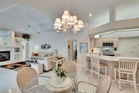 Villa ou maison à vendre à Plant City, Floride: 4 chambres, 228.08 m2 № 1528901 - photo 19